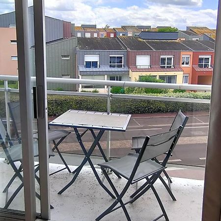 Appartement Au Pied De La Plage - Balcon - Parking Курсел-сюр-Мер Екстериор снимка