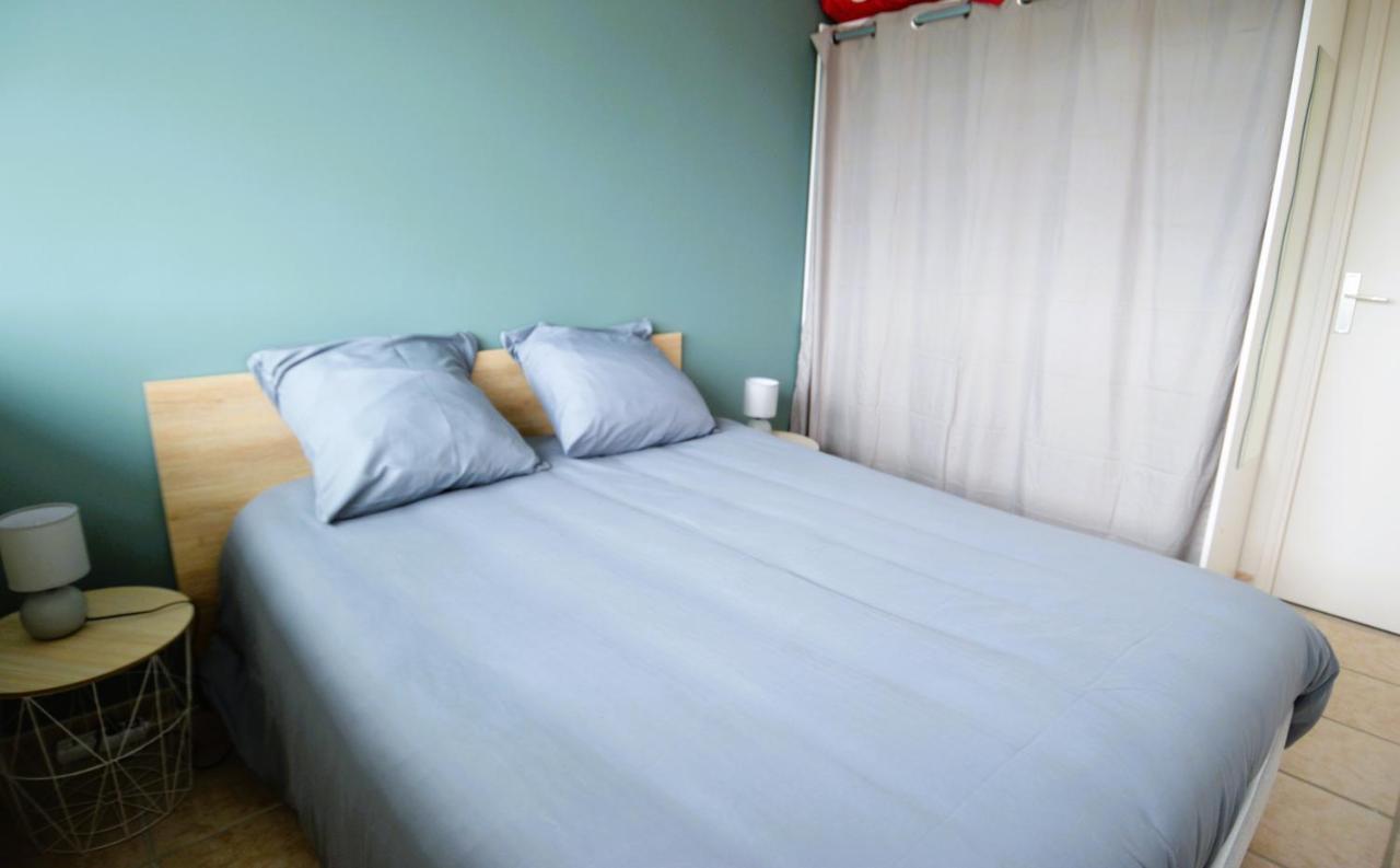 Appartement Au Pied De La Plage - Balcon - Parking Курсел-сюр-Мер Екстериор снимка