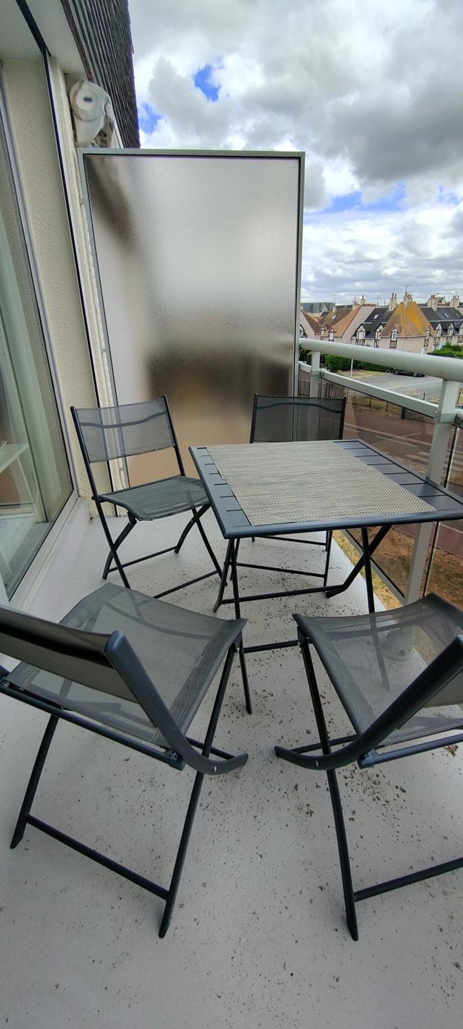 Appartement Au Pied De La Plage - Balcon - Parking Курсел-сюр-Мер Екстериор снимка